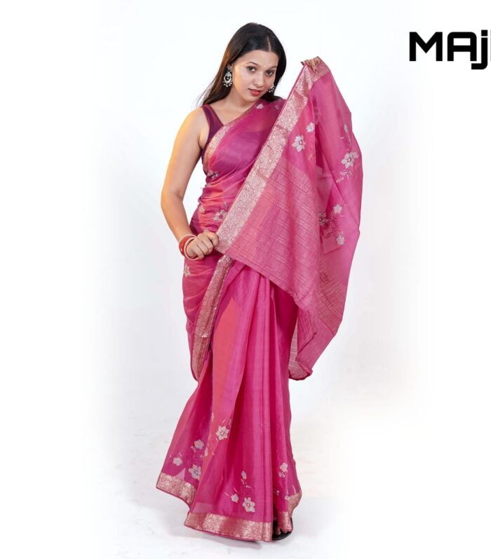 Pink Beautiful Printed Saree